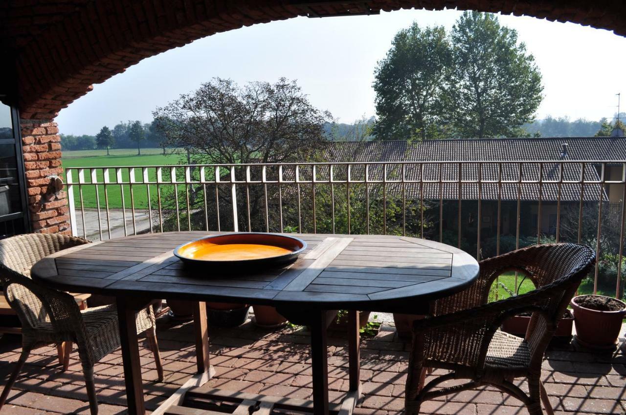 アルルーノ Cascina Radice Bed & Breakfast エクステリア 写真